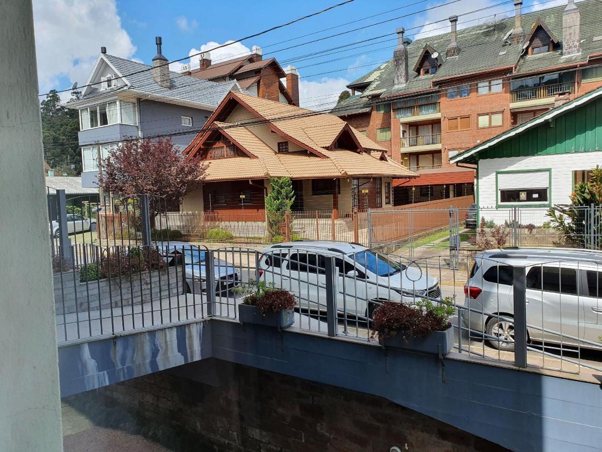 Ape St Petrus Centro Gramado Apartment Ngoại thất bức ảnh